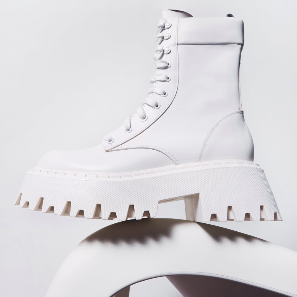 Zara white leather lug sole boot